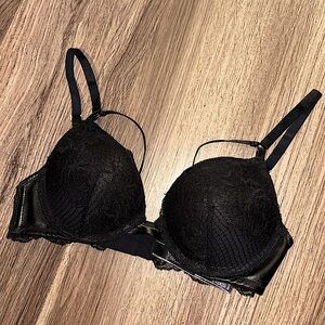 VS “very sexy” lace push-up bra
